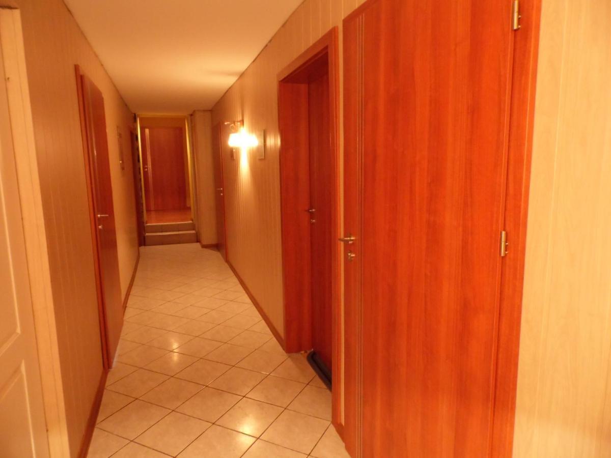 Stajnia Pod Debem Bed and Breakfast Starachowice Eksteriør billede
