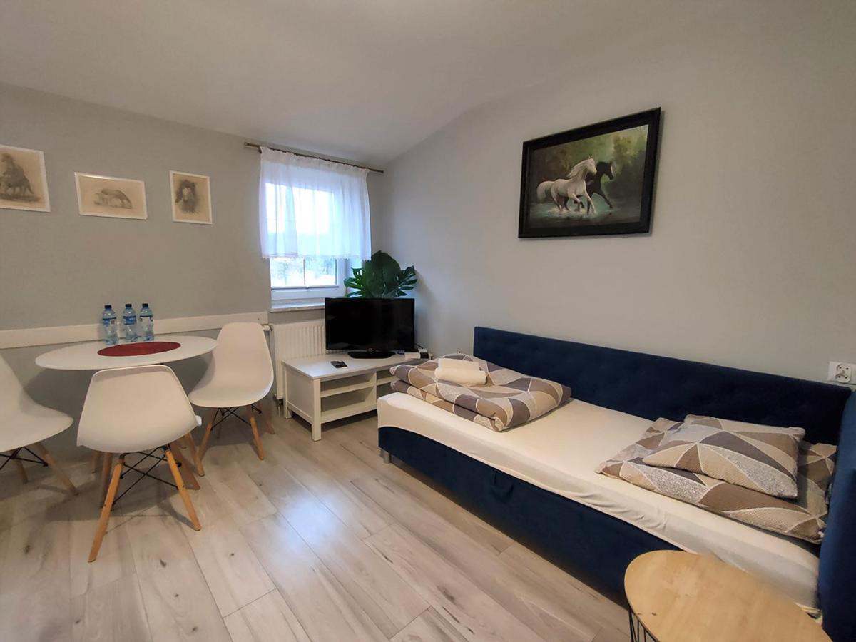 Stajnia Pod Debem Bed and Breakfast Starachowice Eksteriør billede